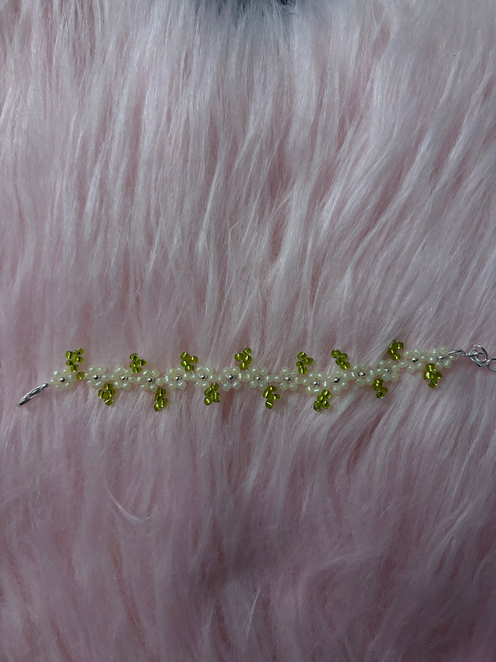 White Floral Daisy Bracelet